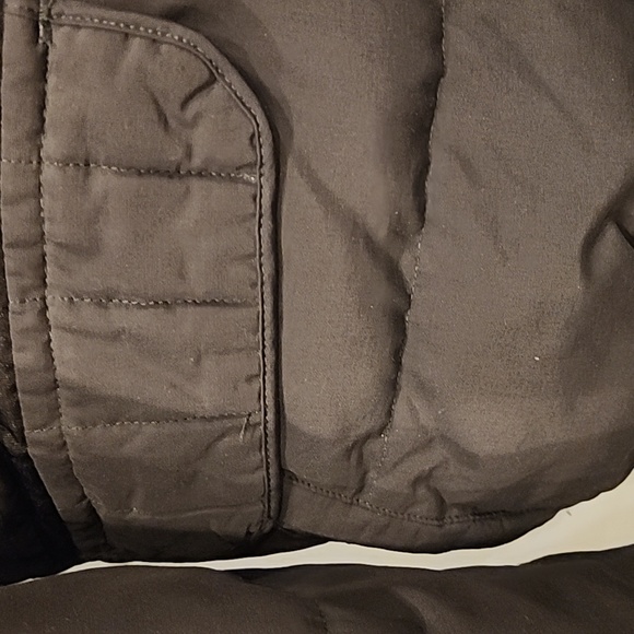 Levis Puffer coat with hood - Picture 7 of 14